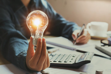 天蚕变之再比天高里天蚕神功和天蚕魔功什么区别？