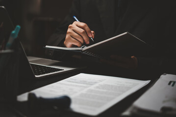 天蚕变之再比天高里天蚕神功和天蚕魔功什么区别？